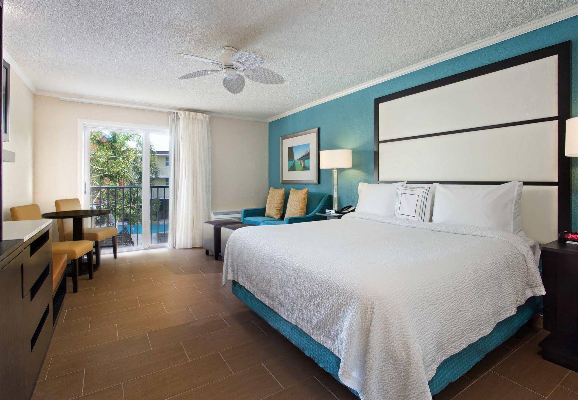 Fairfield Inn & Suites By Marriott Key West Exteriör bild